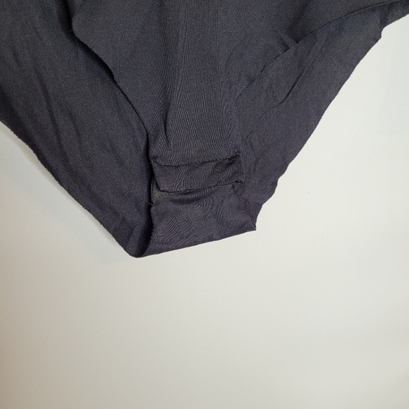 Zara Floral And Black Body Suit - Picture 5 of 12